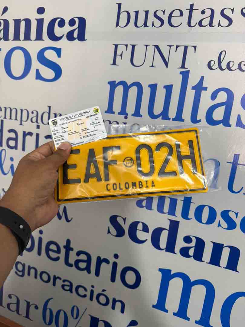 worker-disassembling-car-interior